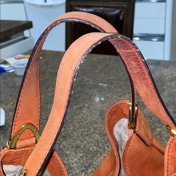 Gucci Stirrup Suede Purse! - Picture 9 of 10